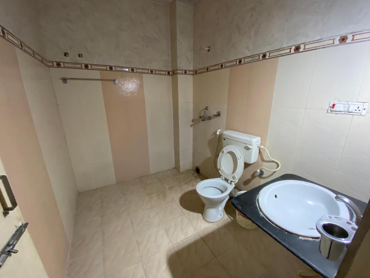 Hotel Shubham Rourkela ภายนอก รูปภาพ