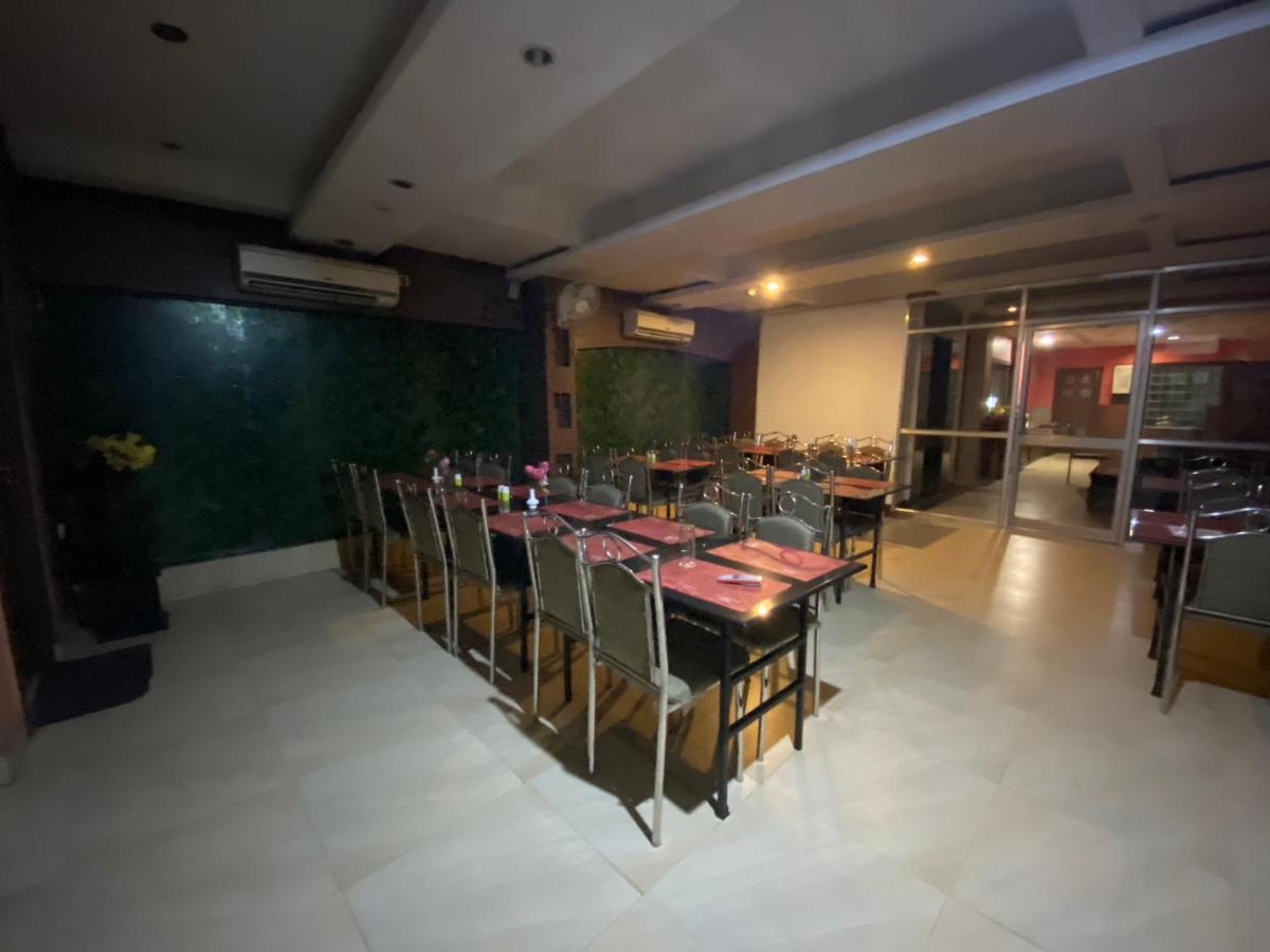 Hotel Shubham Rourkela ภายนอก รูปภาพ